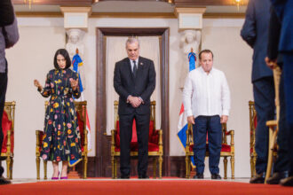 Abinader convoca a las iglesias a jornada nacional de oración y acción de gracias por la República Dominicana