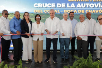 Abinader inaugura la carretera de Boca de Chavón