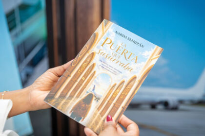 IDAC promueve las vocaciones en la Feria Internacional del Libro con puesta en circulación del cuento “La puerta que susurra”