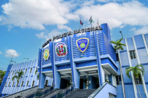 Dos personas golpeadas durante altercado violento en el Ensanche Quisqueya