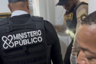 Cae presunta red de microtráfico en Boca Chica; ocupan drogas, dinero y un arma