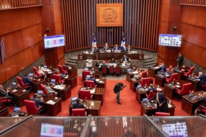 Senado aprobó en única lectura proyecto de ley que regula los juegos de azar en RD