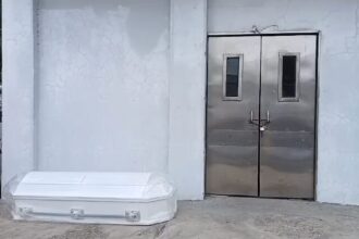 Muere recluso tras recibir múltiples estocadas durante una riña en cárcel de Moca