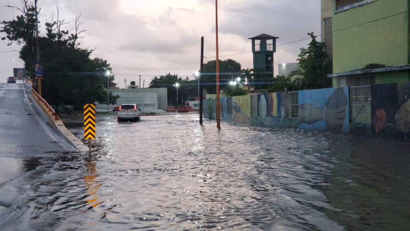 Jean Suriel llama a evitar zonas inundadas y recomienda prepararse para lluvias hasta el viernes