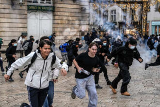 "¡Hemos tomado la Bastilla!": Nueva jornada de protestas a gran escala sacude a Francia (VIDEOS)