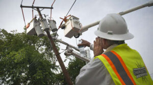 EE.UU. declara una emergencia para la red eléctrica en 13 estados y Washington D.C.