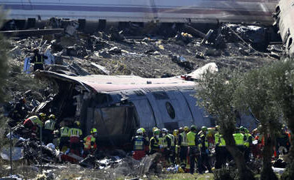 Fuera de Serie : Aumentan a 74 los muertos por la colisión de trenes en España