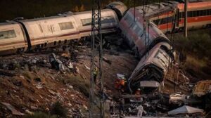 Difunden el primer informe sobre el mortal choque de trenes en España: ¿qué revela?