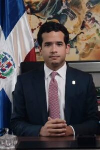Omar Fernández responde a futbolista haitiano: “La Española NO es Haití”