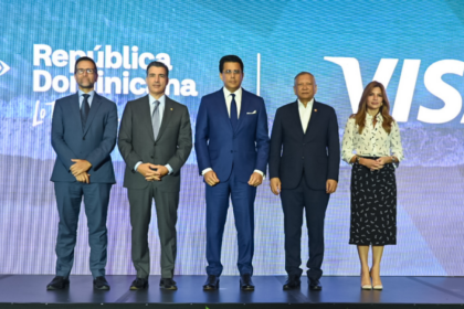Mitur y Visa amplían alianza para impulsar promoción turística basada en datos