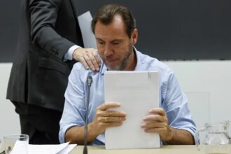 Óscar Puente descarta dimitir, afirma que no va con su carácter y que no se lo ha pedido Sánchez