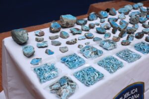PN recupera mercancía de larimar valorada en RD$1.5 millones tras allanamiento en la Zona Colonial